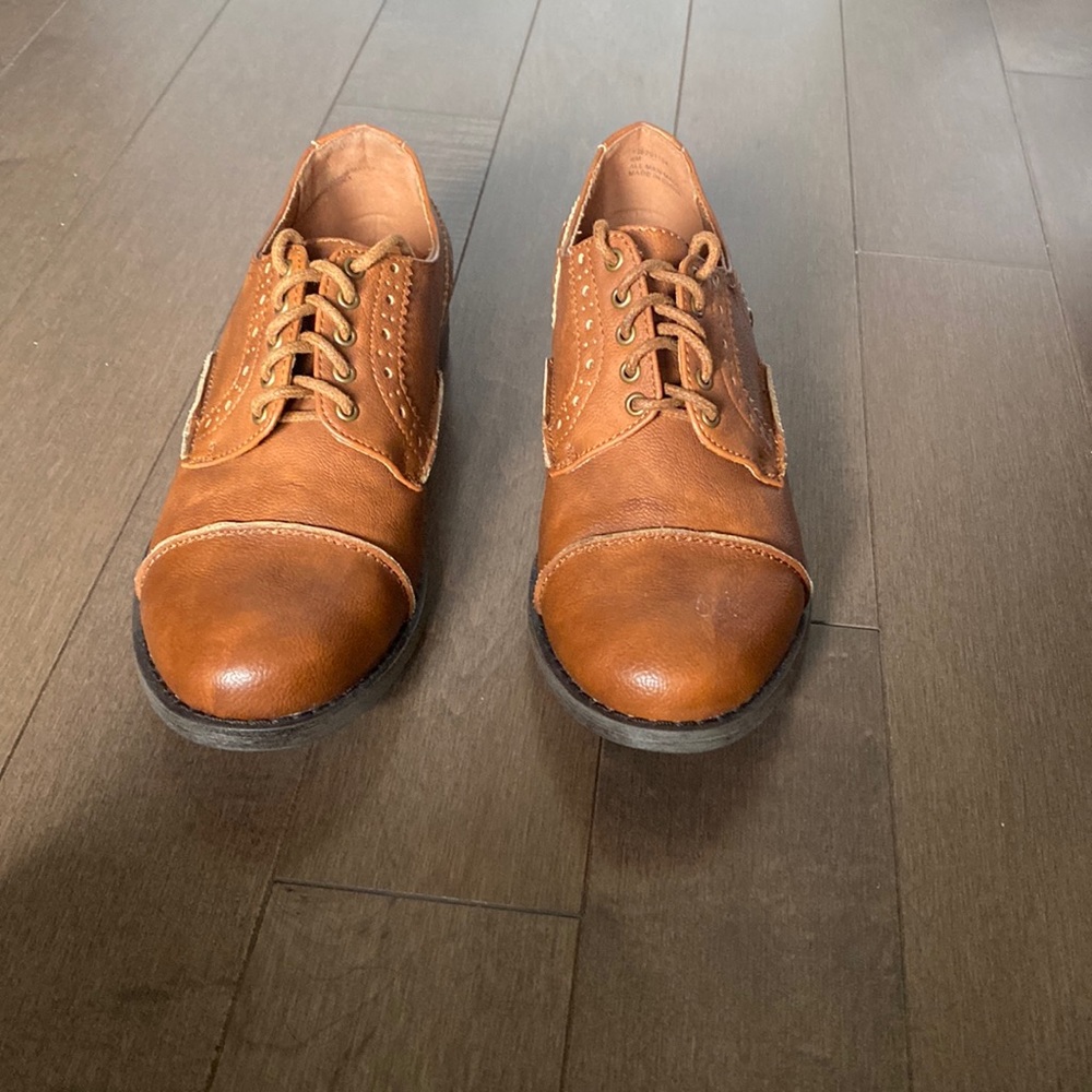 Brogues - Crown Vintage